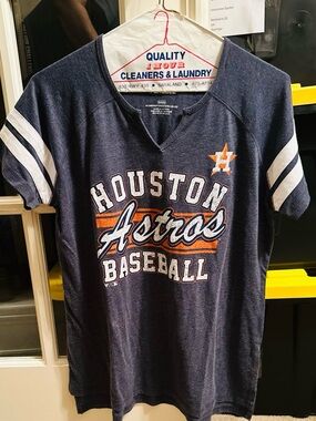 Houston Astros Women’s Size M Gameday Shirt